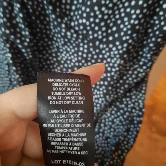 🎉 Host Pick 🎉 Sansara black and white twist front midi dress - Picture 7 of 7